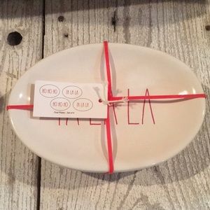 Rae Dunn Christmas 4 Piece Oval Plates